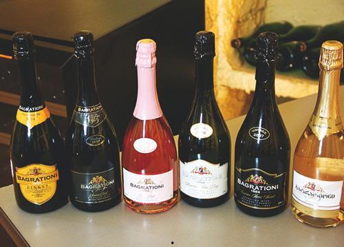 成都网红酒吧吃瓜事件